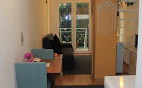 Cozy Mezonette Near City Center Athens Near Metro
